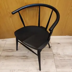 高山ウッドワークス製のカフェチェアW512